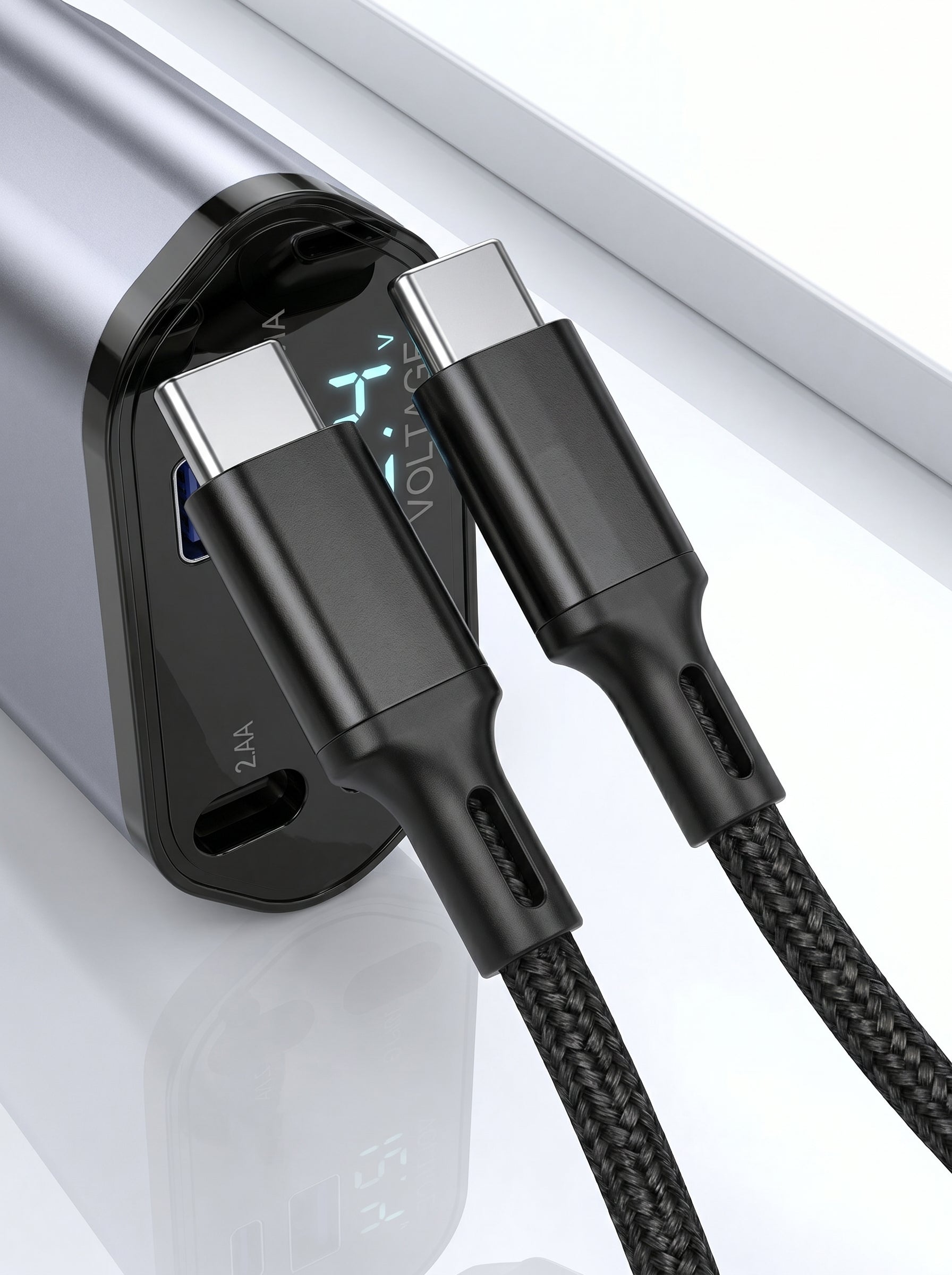 DriveHub Pro™ 120W Retractable Car Charger – Dual Type-C 4-in-1 Fast Charging Station with Voltage Monitor for Professional Drivers