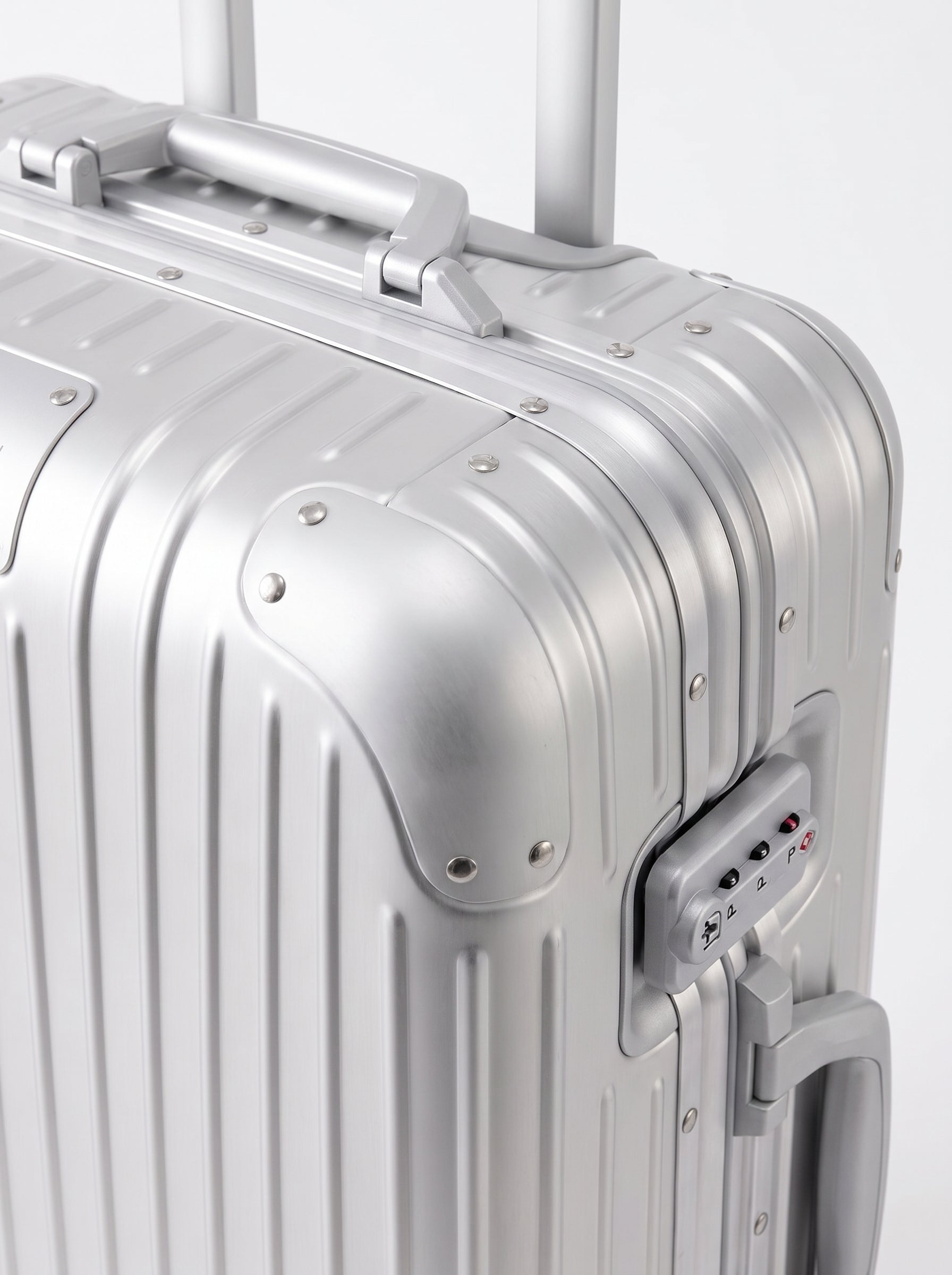 Norrland Aluminum Carry-On Suitcase