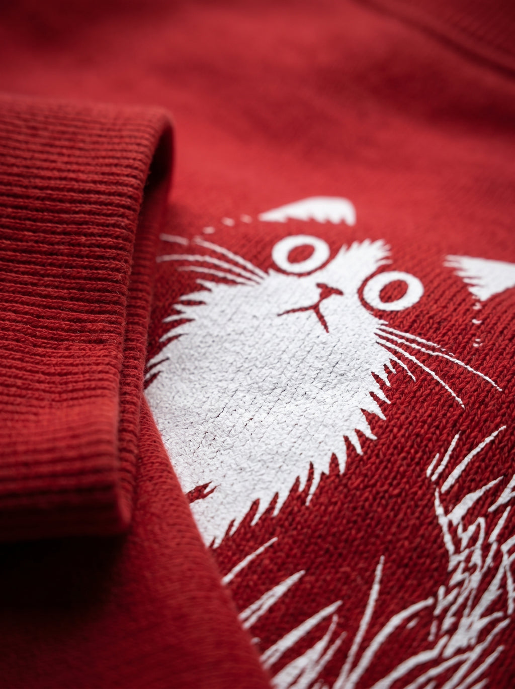 Cute Curious Cat Sweatshirt - Unisex & Oversized Pullover
