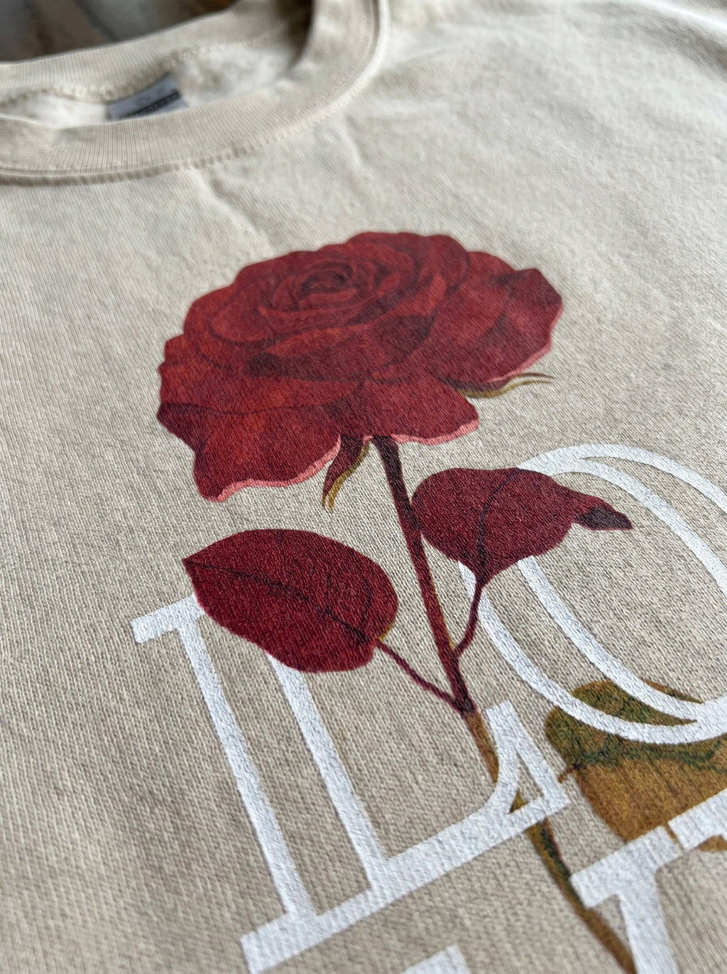 Women's Love Rose Graphic Sweatshirt | Retro Oversized Pullover
